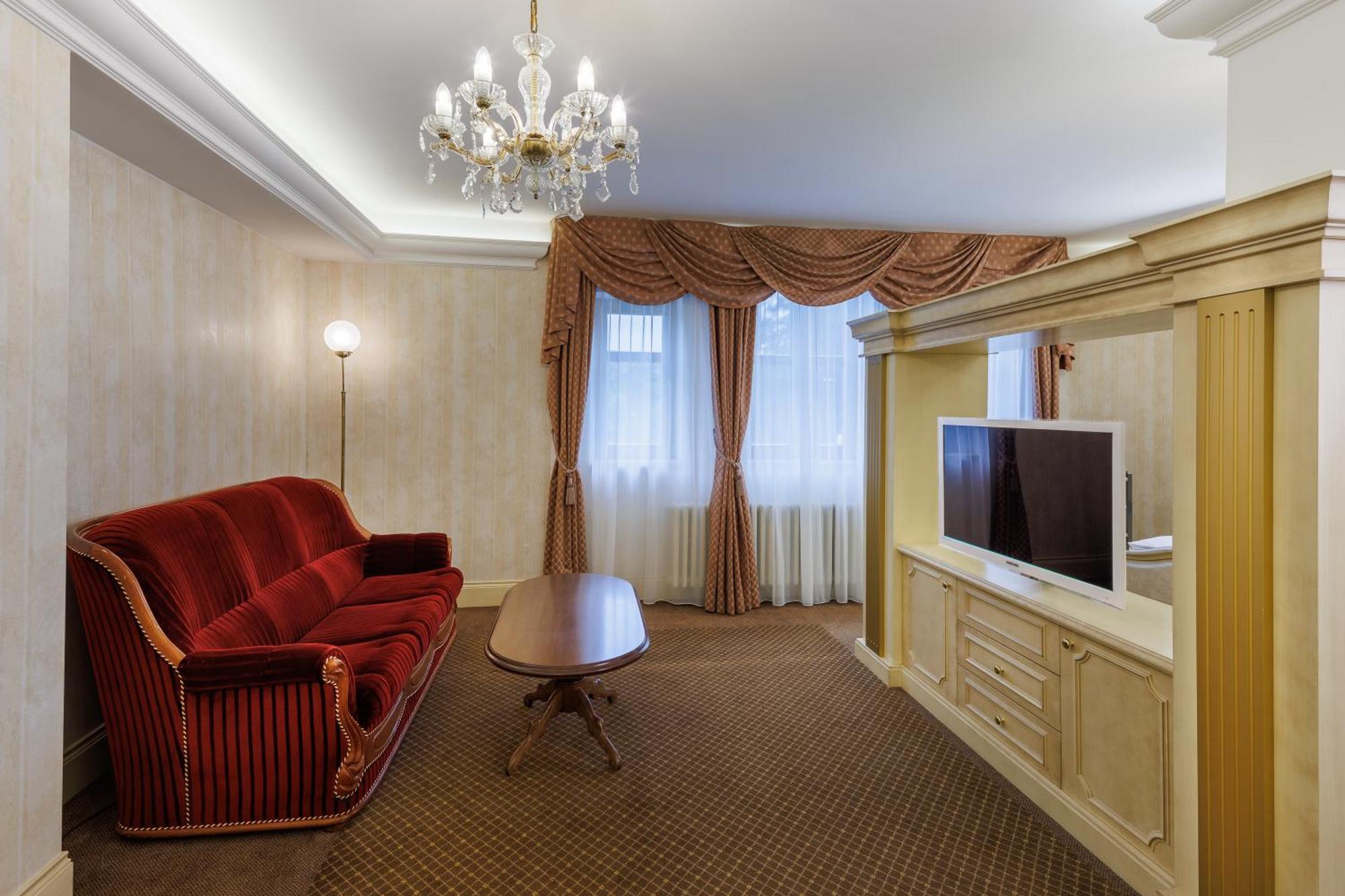 Hotel Chateau Cihelny Karlovy Vary Exterior foto